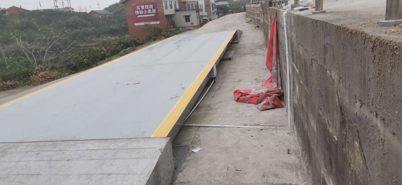 12米100吨地磅.jpg