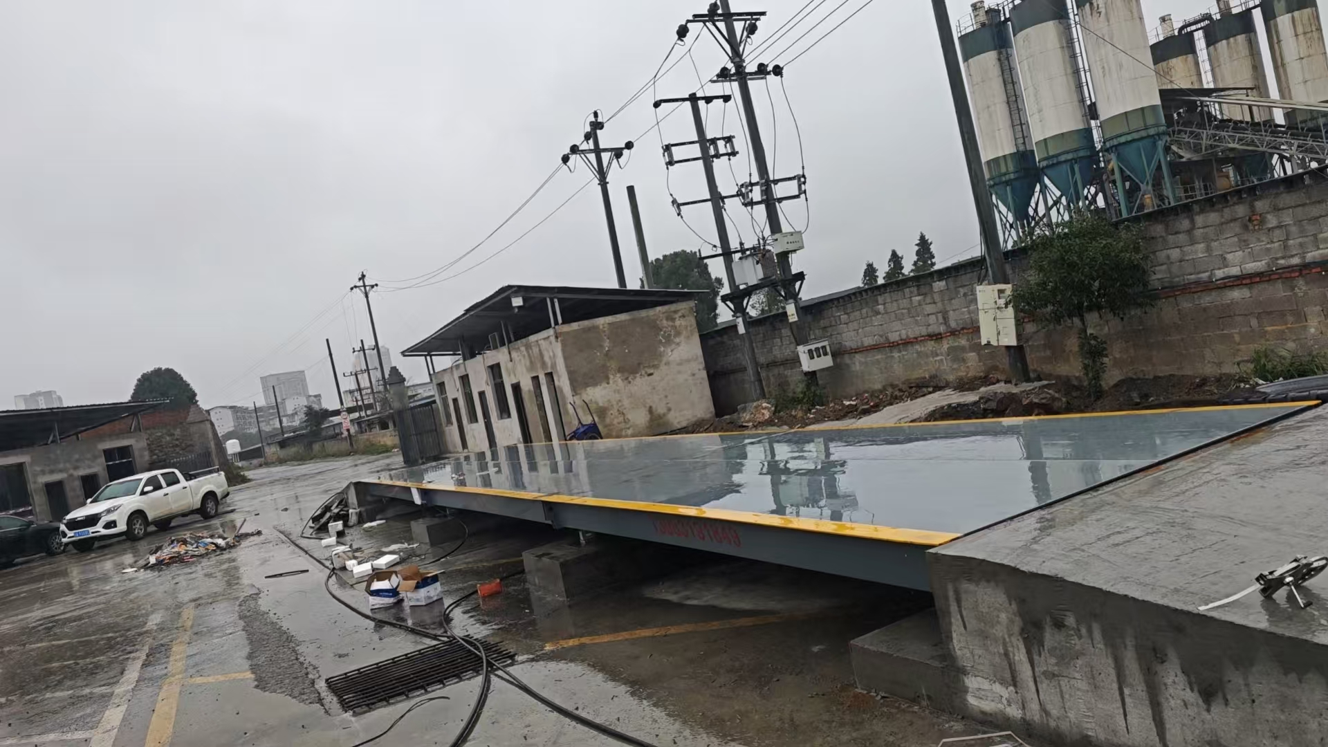 1767510995394360.jpg 微信图片_20251117152028_117_508.jpg